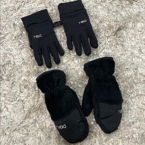 Kids Small Head Black Gloves and Mittens Set